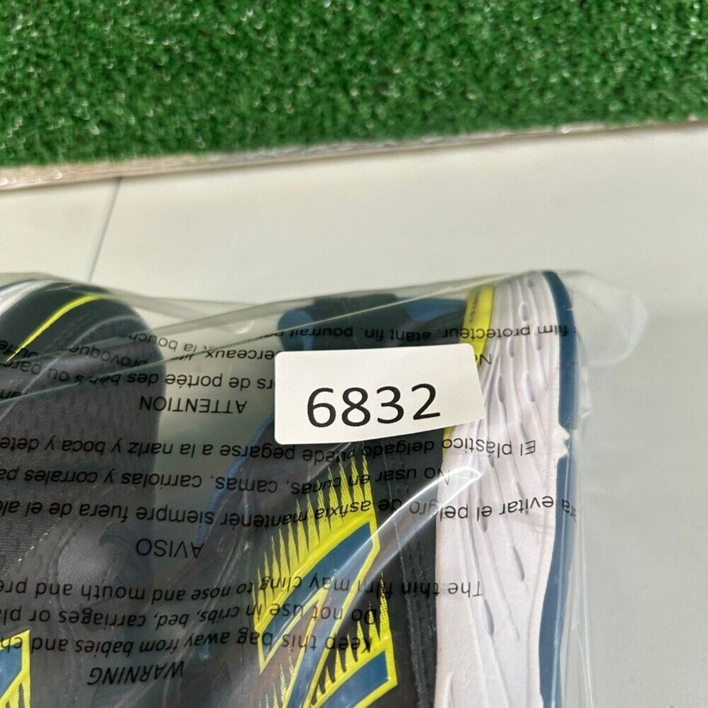 New Balance 680v6 Running Shoes Hook & Loop Athletic Sneakers Black Blue Kids 7Y