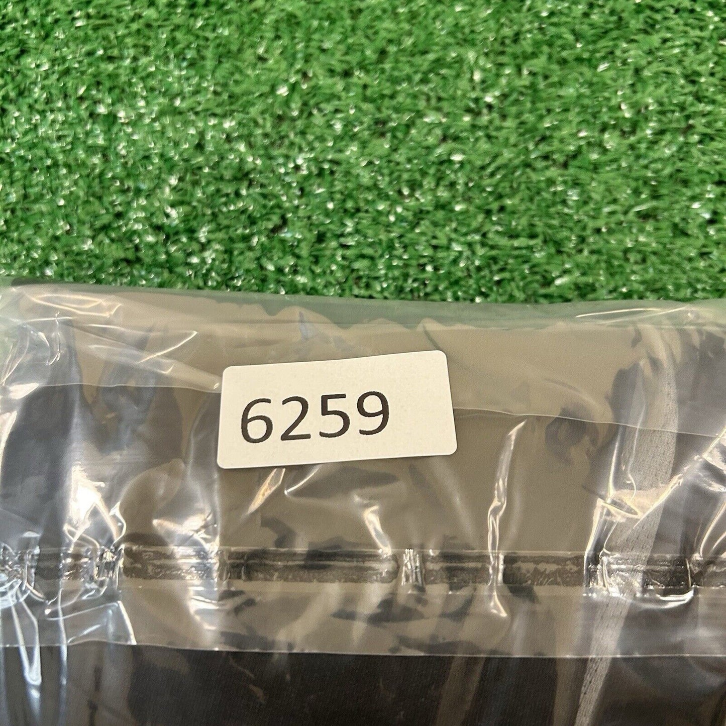 Nike Therma Fit Sweater Mens Medium Black Gray Sweatshirt Big Swoosh Hoodie