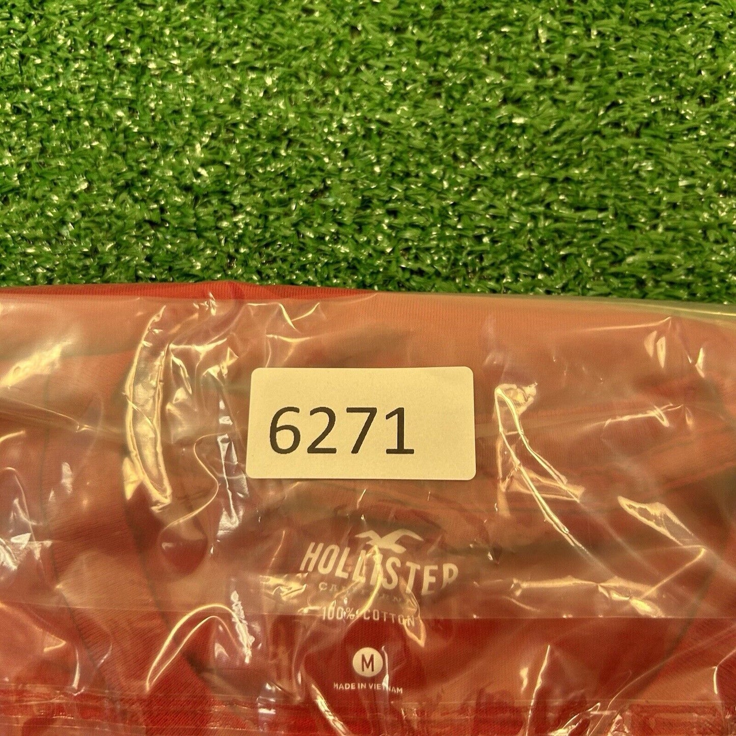 Hollister Shirt Mens Medium Red Short Sleeve Embroidered Spellout Y2K Casual