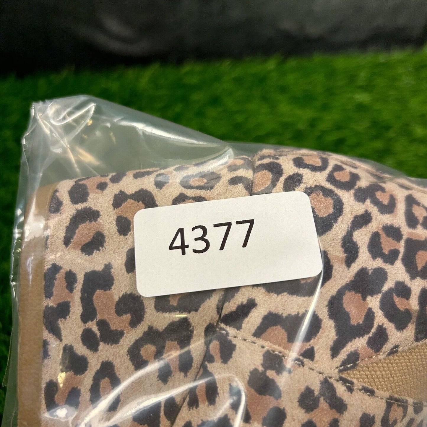 Toms Kelsey Boots Womens 7 Brown Black Leopard Booties Ankle Wedge Casual