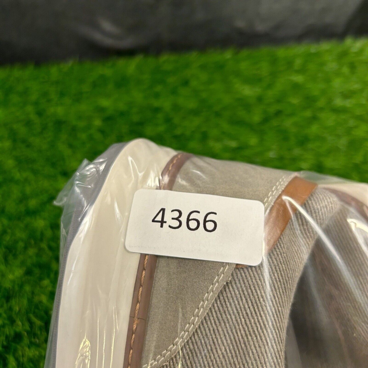 Skechers Oxfords Mens 13 Gray Brown Canvas Shoes Casual Comfort Lace Up Moreno