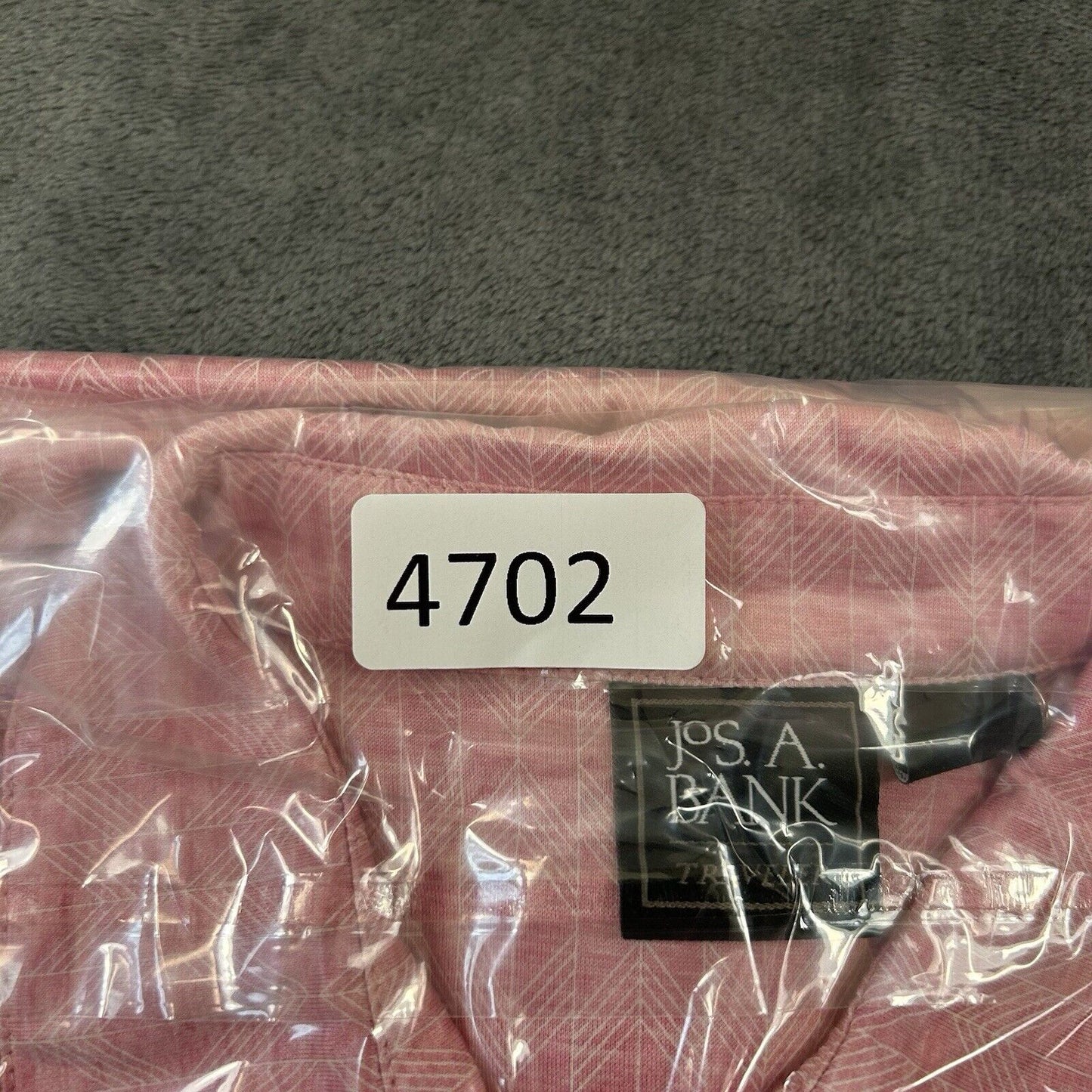 Jos A Bank Polo Shirt Mens Medium Pink White Diamond Short Sleeve Golf Work