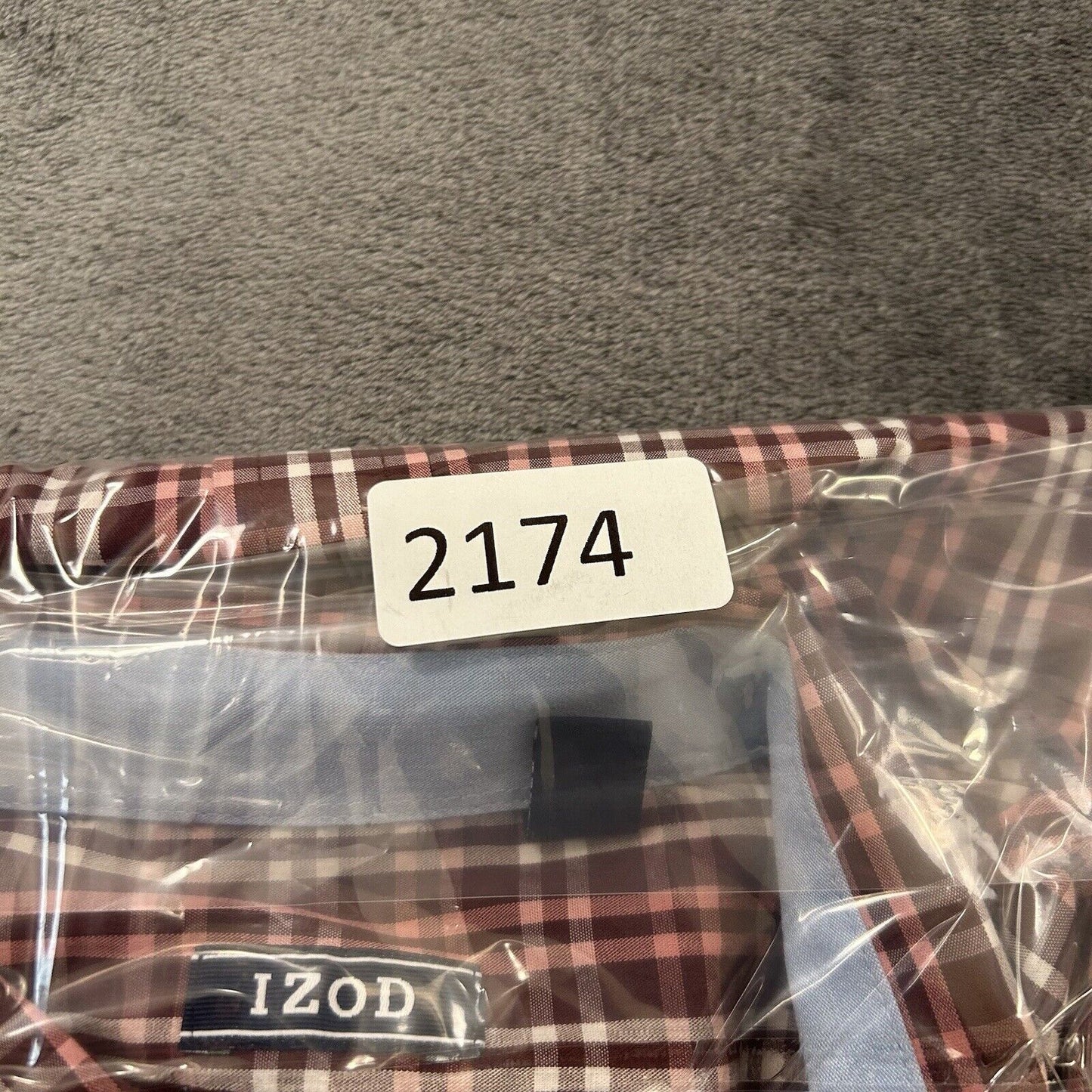 IZOD Shirt Mens Large Red White Plaid Button Up Long Sleeve Stretch Casual Work