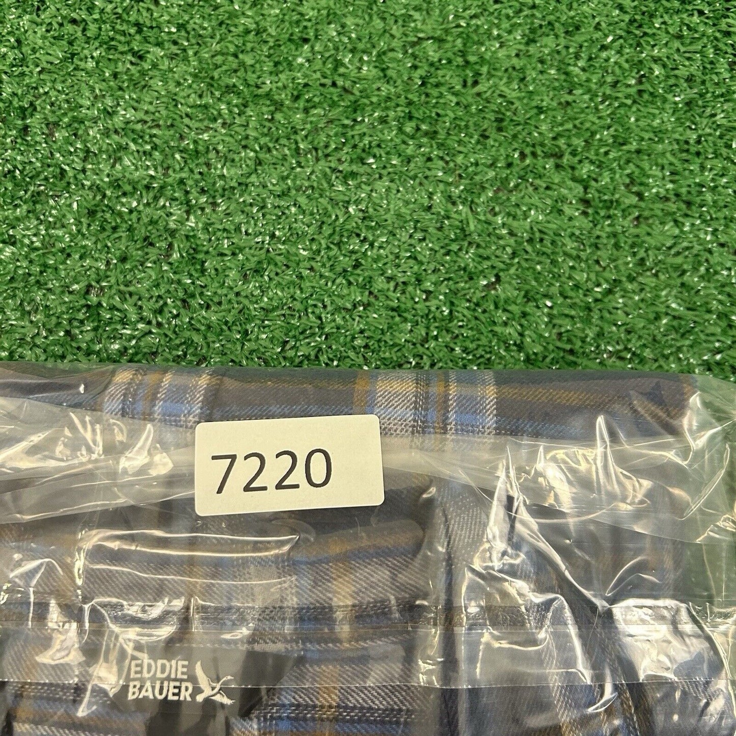 Eddie Bauer Flannel Shirt Mens Medium Blue Plaid Button Up Long Sleeve Outdoor