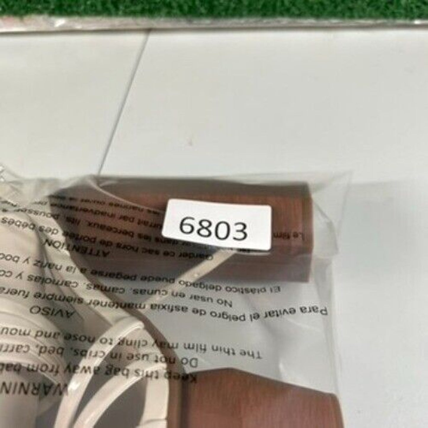 H by Halston Alison Heels Gold Metallic Stiletto Evening Party Shoes Women 9.5 M