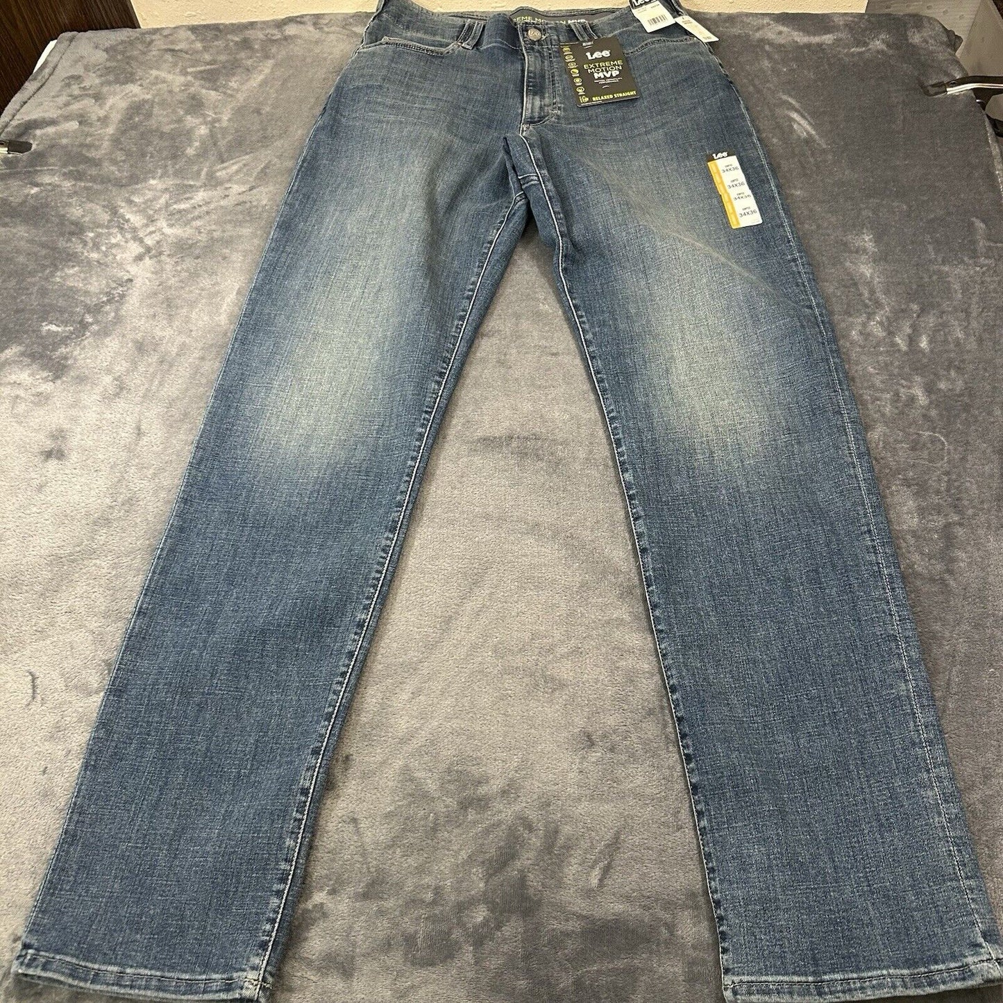 Lee Extreme Motion MVP Jeans Mens 34x36" Blue Relaxed Straight Denim Pants New