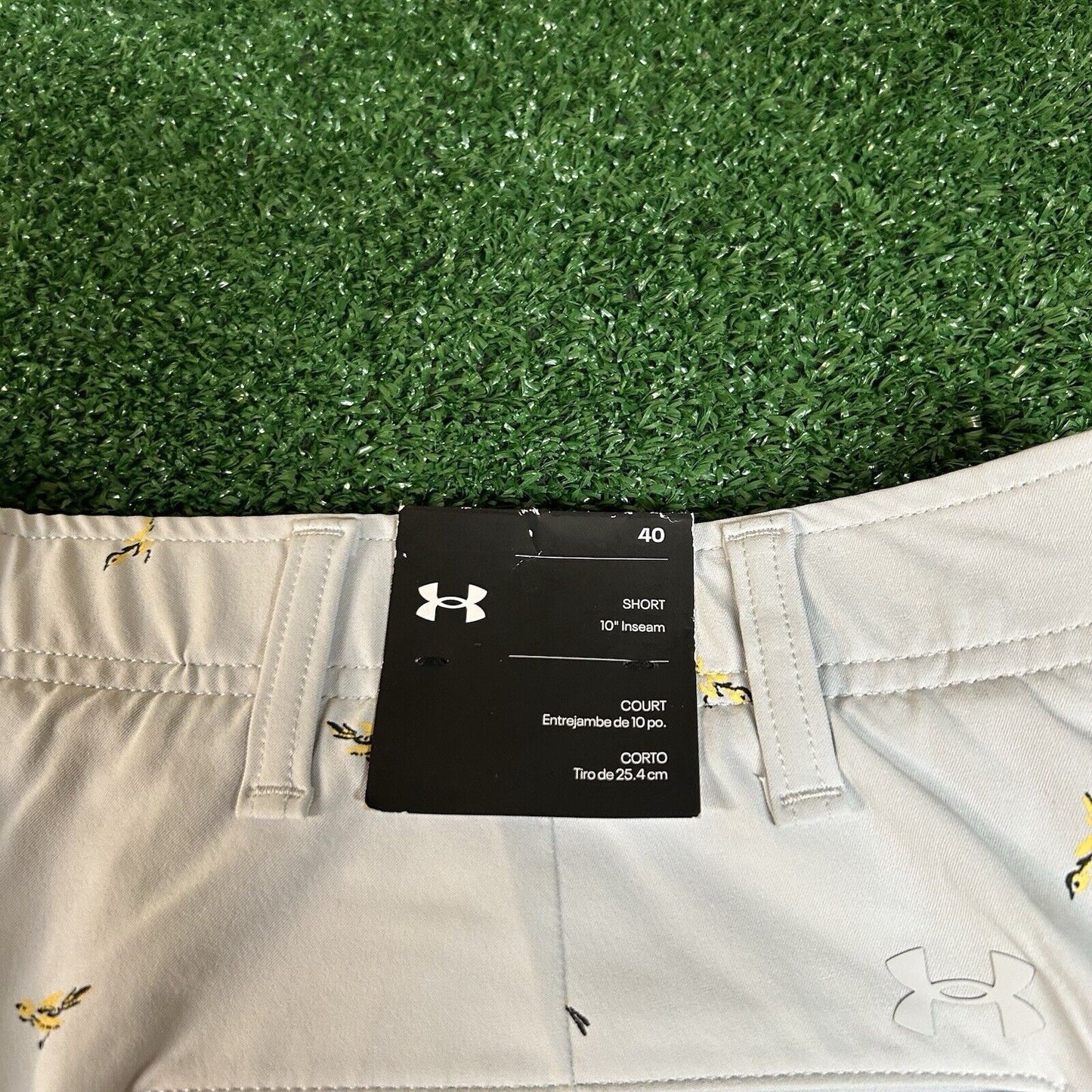 Under Armour Golf Shorts Mens 40" Gray Flat Front Bird Print Water Resistant New