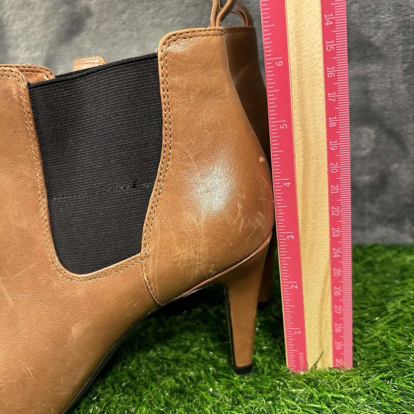 Clarks Carlita Quinn Boots Womens 7 M Brown Ankle Bootie Leather Pull On Heeled