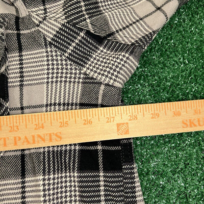 Duluth Trading Shacket Mens XXL 2XL Black Gray Plaid Button Up Outdoor Shirt