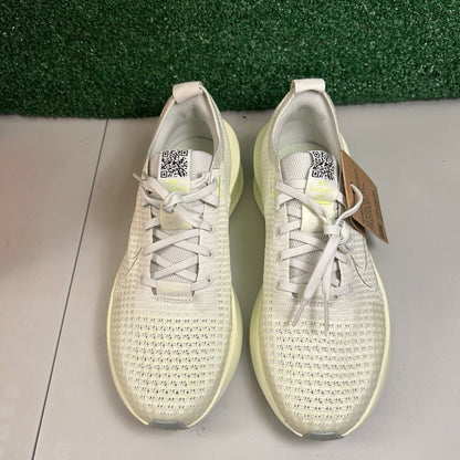 Nike Interact Run Womens 10 Sea Glass Green Shoes Sneakers Athletic Running NEW