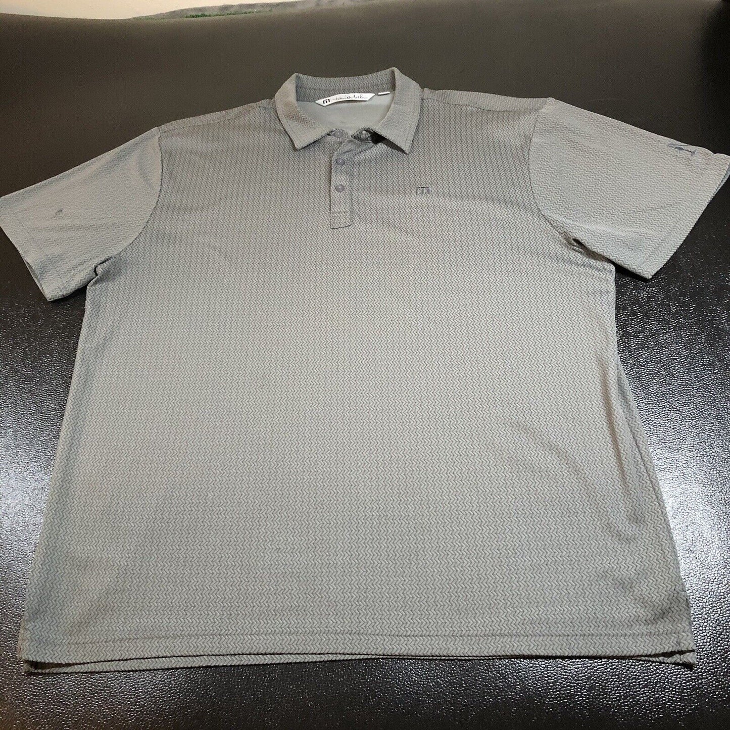 Travis Mathew Polo Shirt Mens XXL 2XL Gray Geometric Golf Athletic Short Sleeve