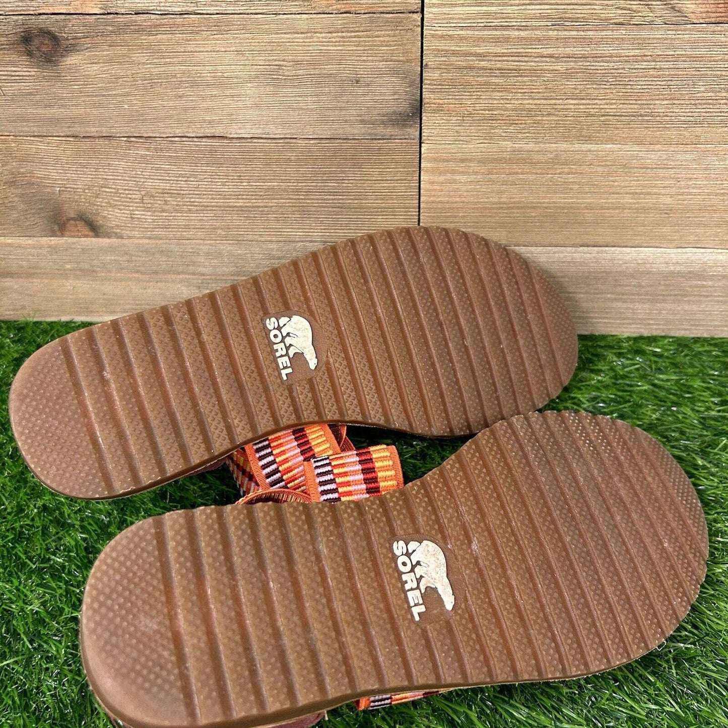 Sorel Ella Zing Sandals Womens 6.5 Orange Red Criss Cross Strappy Casual Comfort