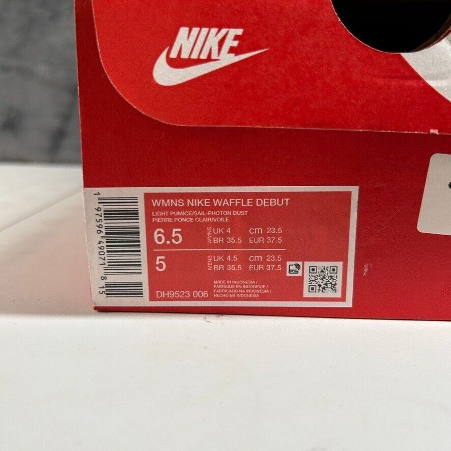 Nike Waffle Debut Sneakers Retro Style Blue Gray Running Athletic Womens 6.5