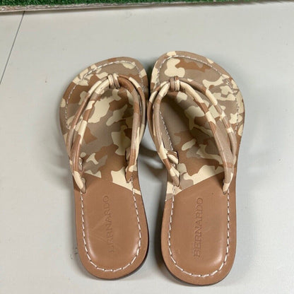 Bernardo Miami Camo Flip Flops Thong Sandals Comfortable Slides Womens 8 M