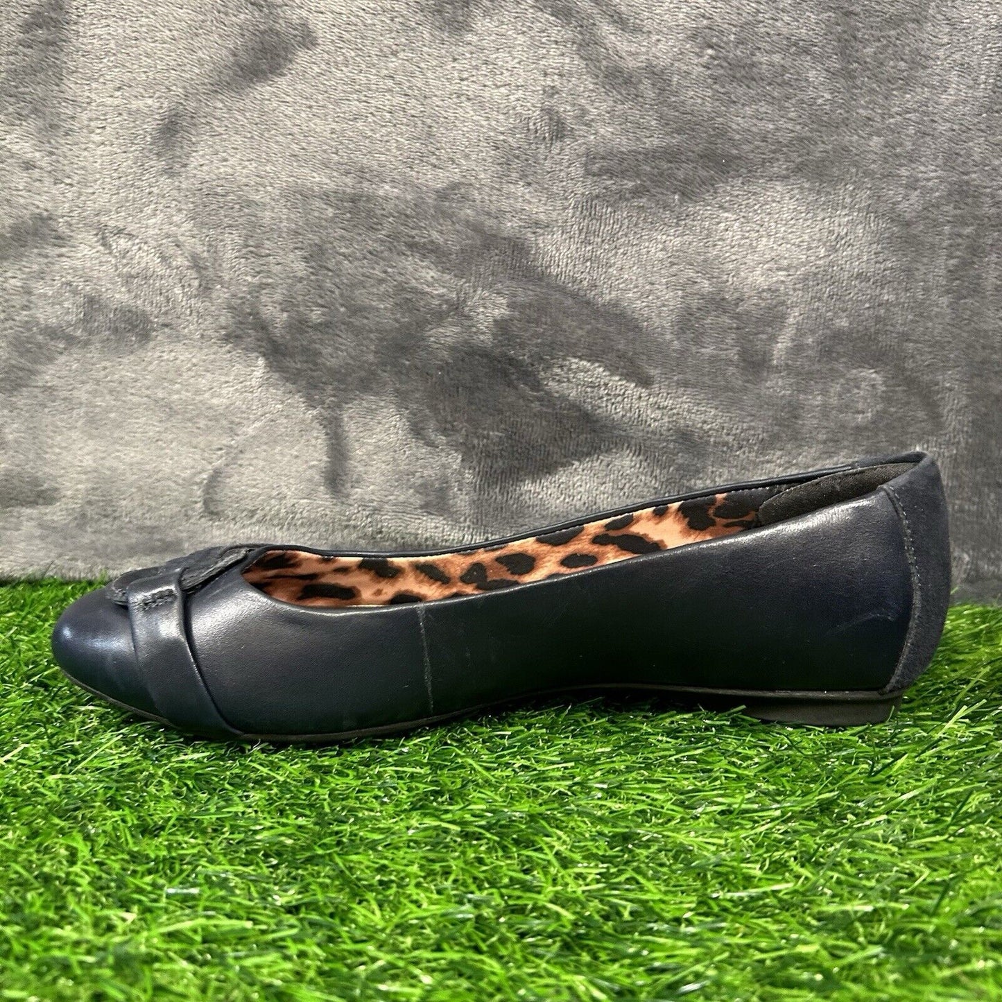 Clarks Bendables Flats Womens 7 W Blue Leather Shoes Slip On Casual Comfort