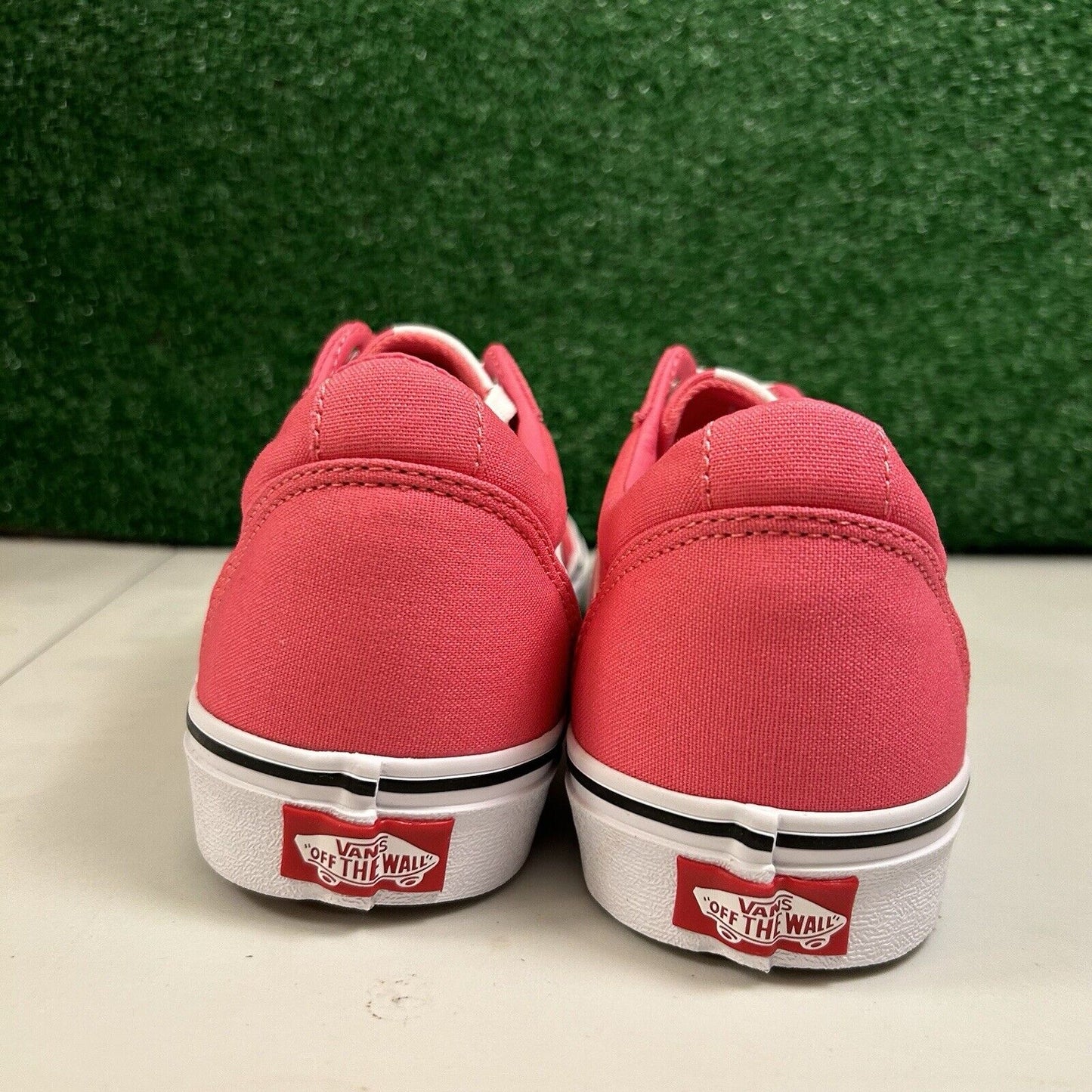 Vans Ward Womens 10 Pink White Shoes Sneakers Canvas Skateboarding Casual NEW