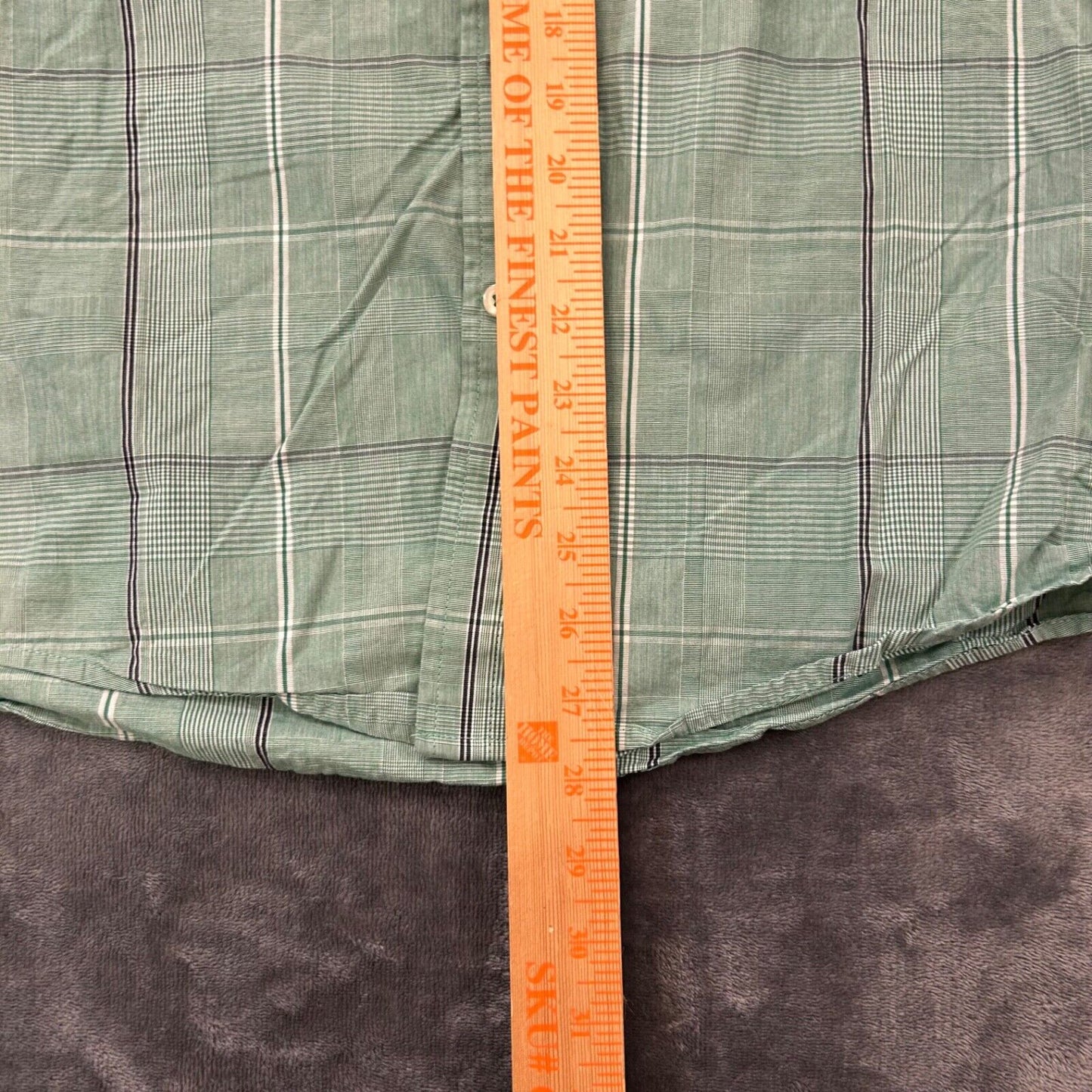 Izod Shirt Mens Small Green Black Plaid Button Up Long Sleeve Work Slim Fit