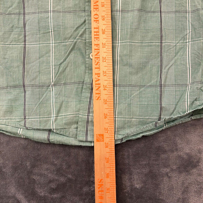 Izod Shirt Mens Small Green Black Plaid Button Up Long Sleeve Work Slim Fit