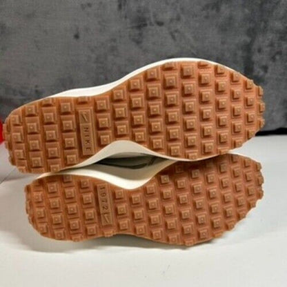 Nike Waffle Debut Sneakers Retro Style Blue Gray Running Athletic Womens 6.5