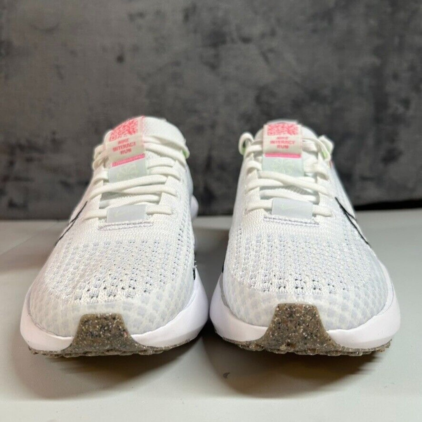 Nike Interact Run Running Shoes Lightweight Comfort Sneakers White Womens 6.5