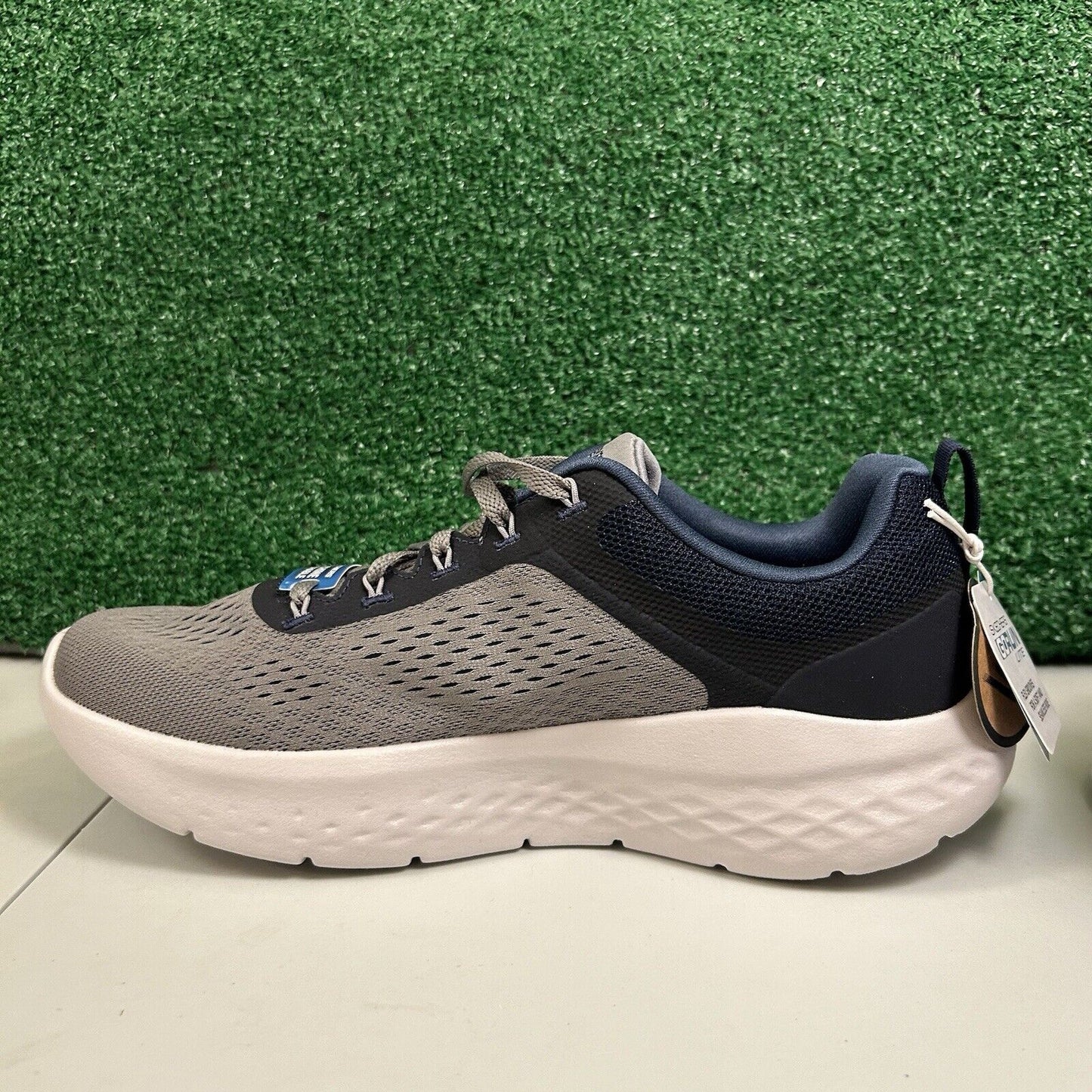 Skechers Go Run Lite Mens 9.5 Gray Navy Shoes Sneaker Athletic Comfort NEW
