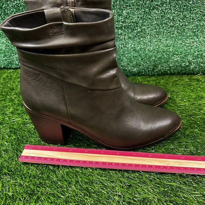 Baretraps Katherine Boots Womens 9.5 M Dark Green Heeled Zip Up Buckle Casual