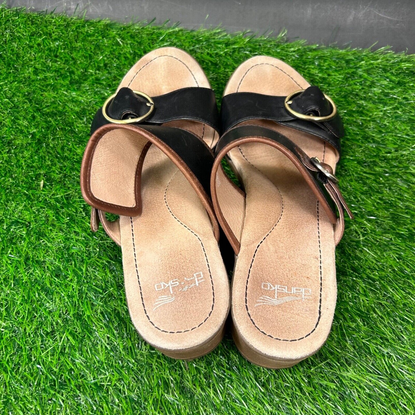 Dansko Lenny Sandals Womens 10.5 Black Brown Leather Double Strap Casual Comfort