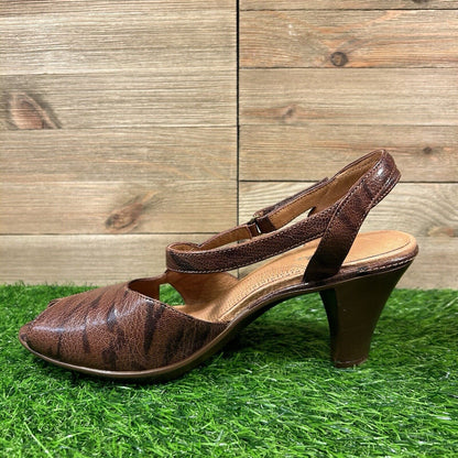 Clarks Eliza Sandals Womens 8 M Brown Slingback Hook & Loop Heeled Peep Toe