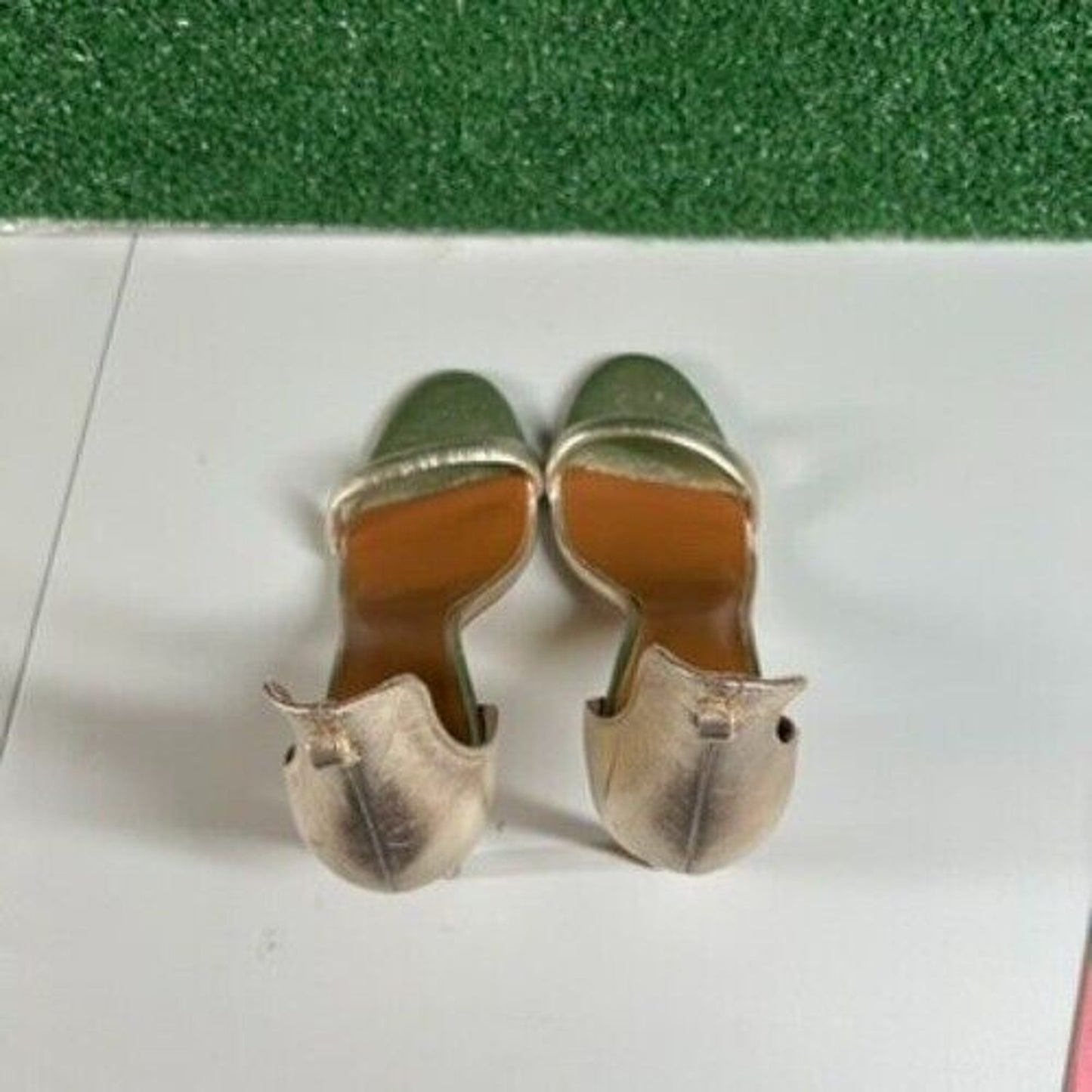 H by Halston Alison Heels Gold Metallic Stiletto Evening Party Shoes Women 9.5 M