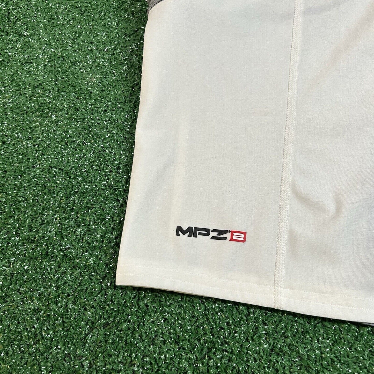 Under Armour MPZ2 Padded Shirt Mens Extra Large White Compression MSRP $75 New