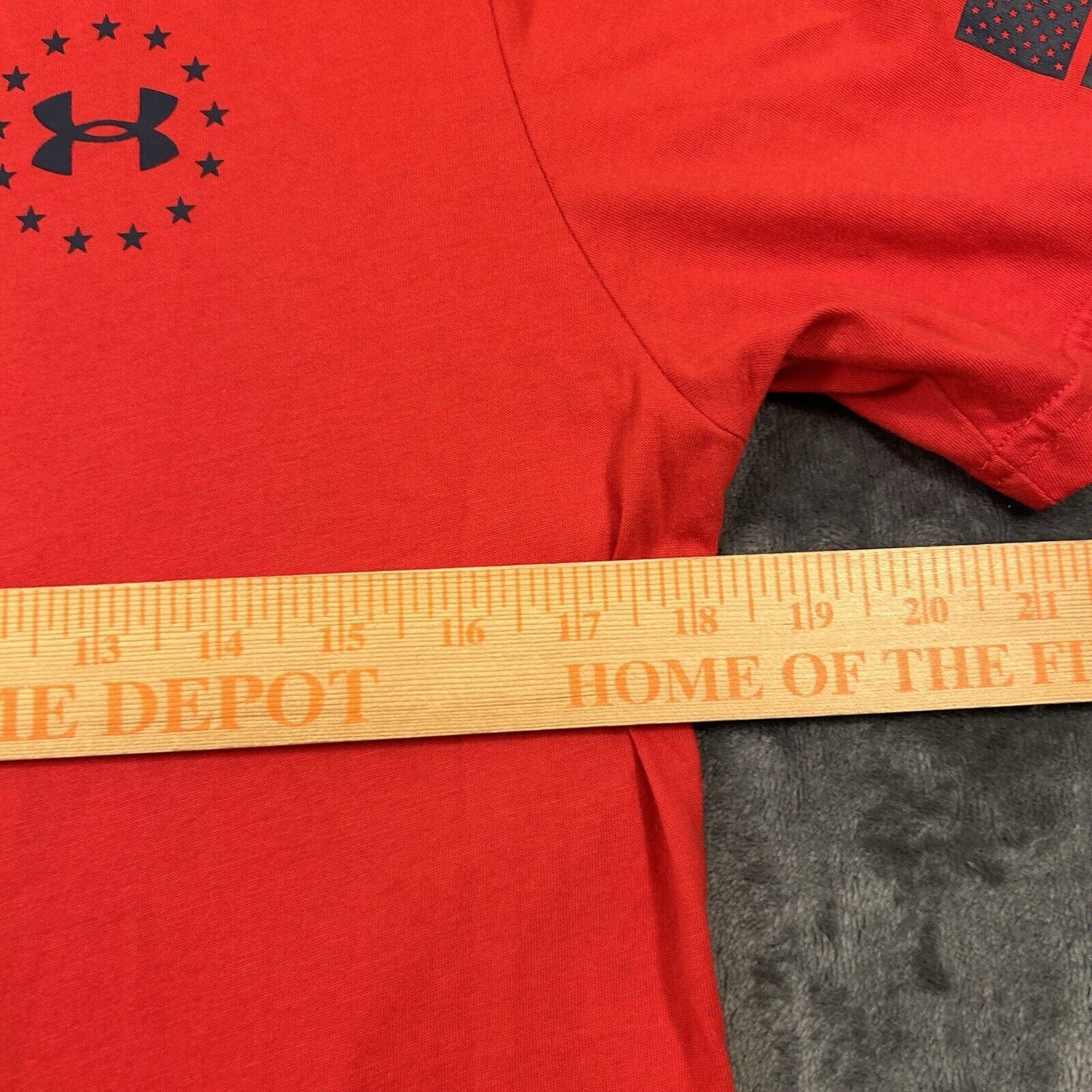 Under Armour Freedom Shirt Mens Small Red Blue Short Sleeve Tee USA Patriotic