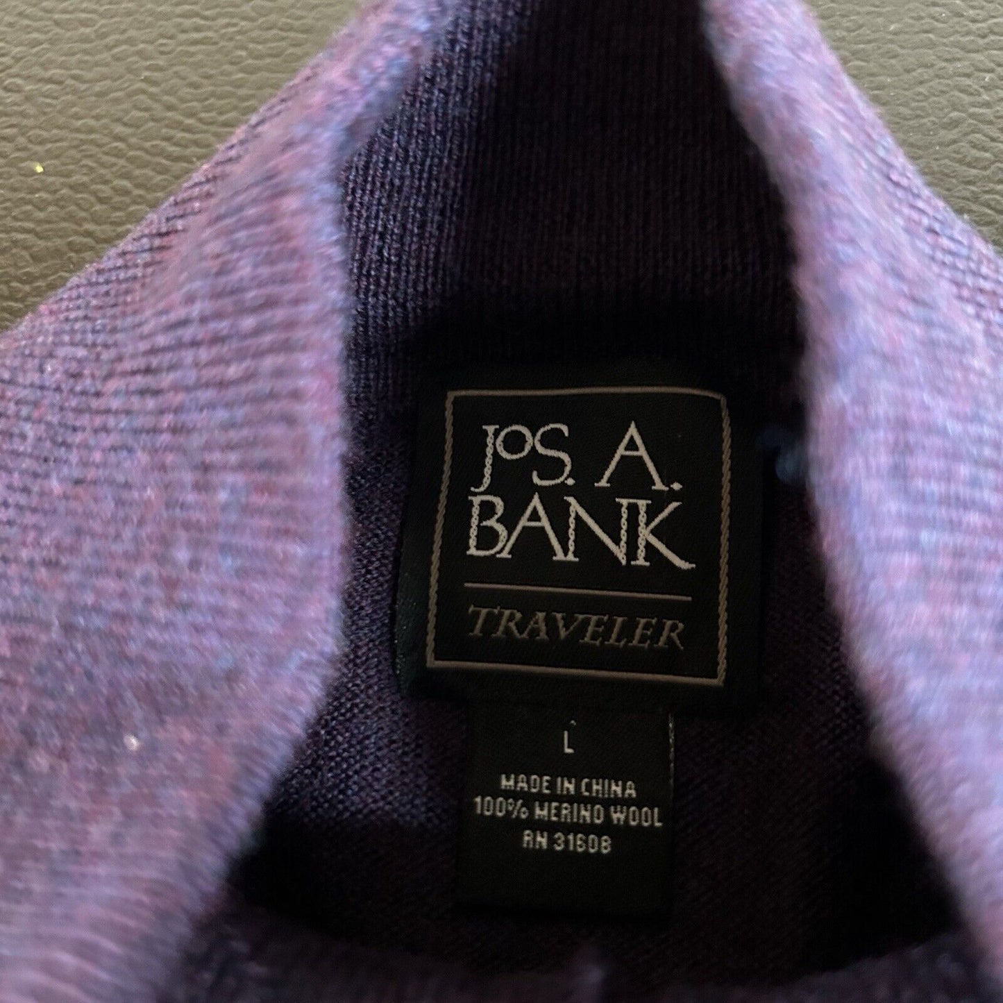 Jos a Bank Traveler Sweater Mens Large Purple Merino Wool Sweatshirt 1/4 Zip