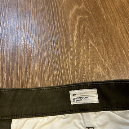 Gap Essential Khaki Chino Shorts Mens 40" Green Comfort Casual 9" Inseam NEW