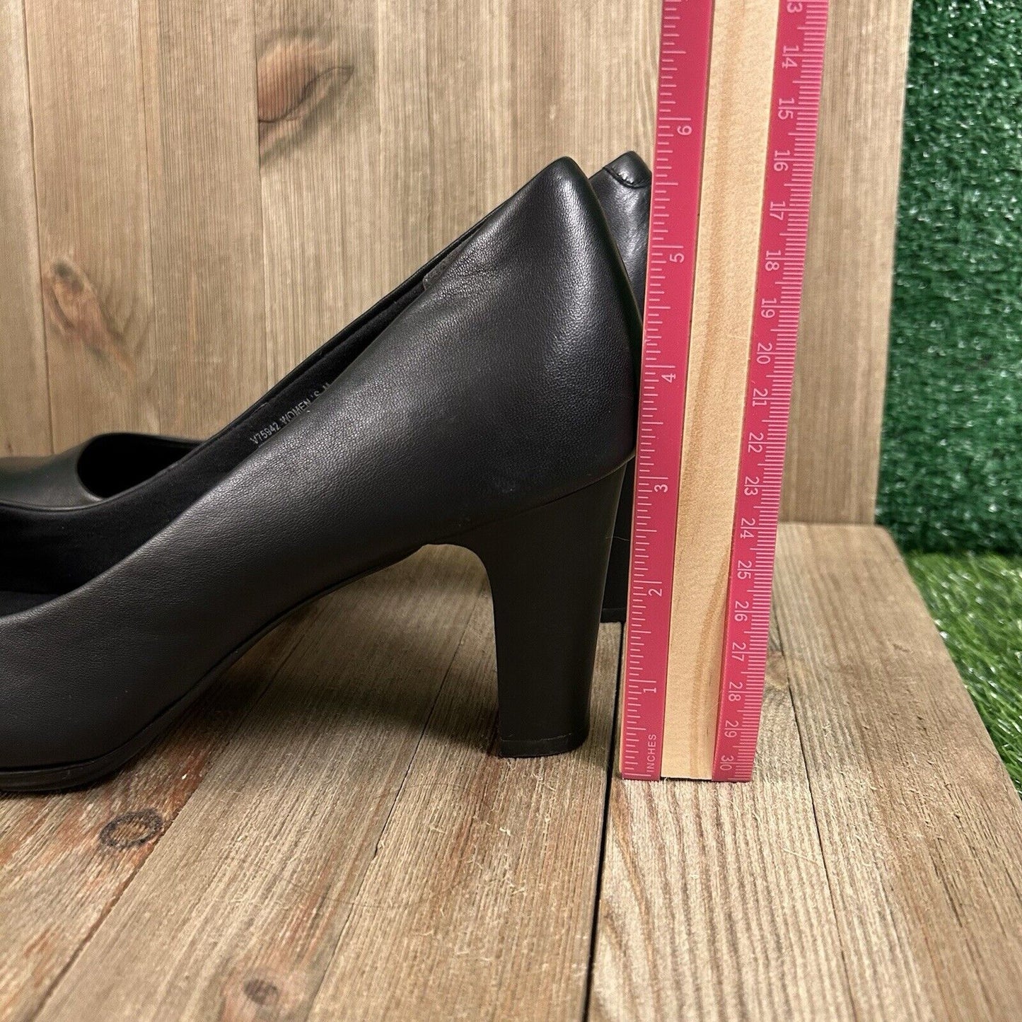 Rockport Total Motion Heels Womens 10 M Black Pumps Leather Slip On Comfort