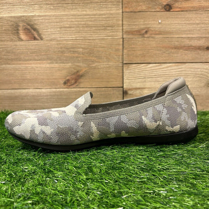 Clarks Cloudsteppers Carly Dream Loafer Womens 8 M Gray Camo Shoes Comfort