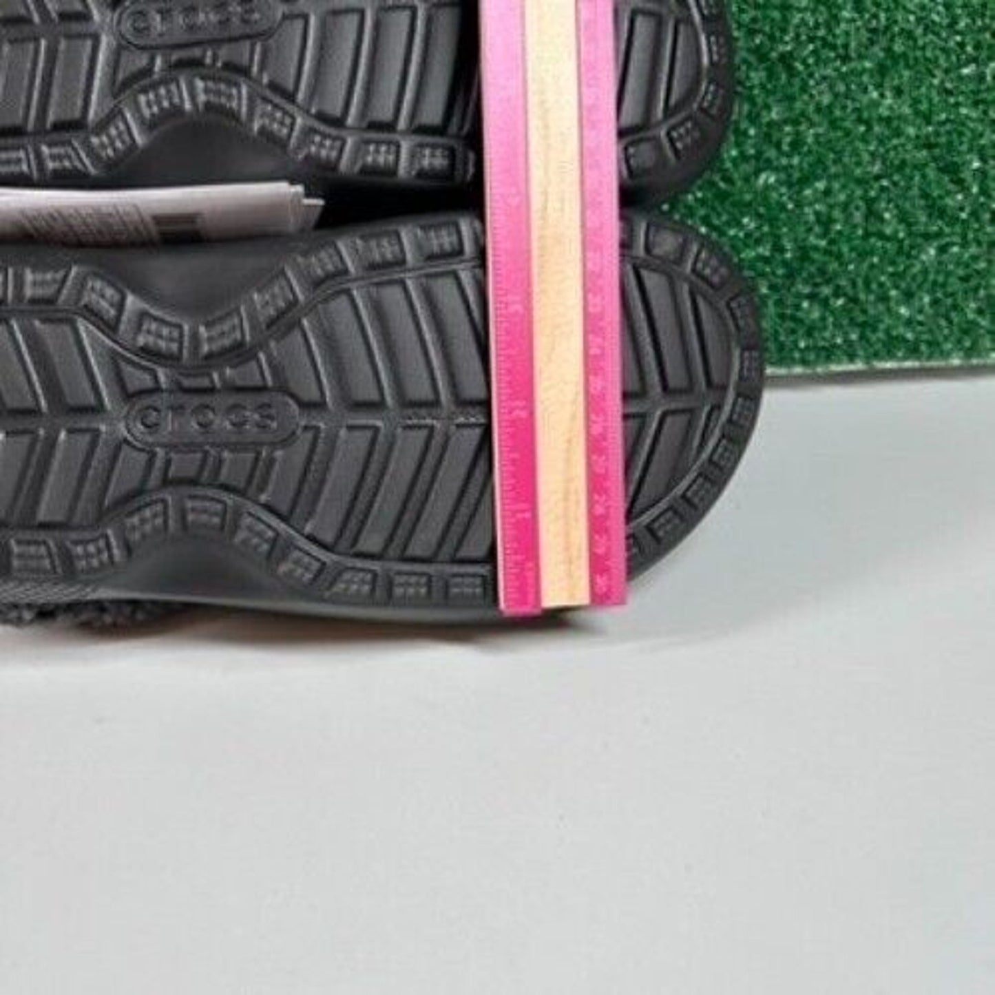 Crocs Classic Blitzen IV Lined Clog Fuzzy Fur Slip On Comfort Black Womens 8 New