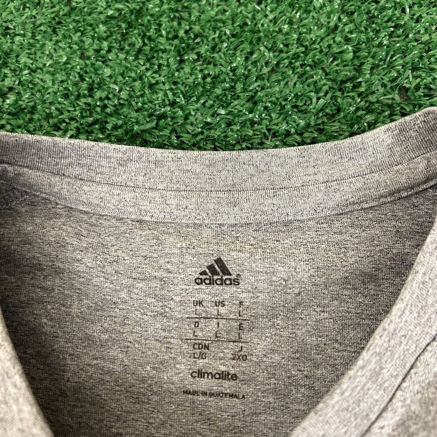 Wisconsin Badgers Shirt Mens Large Gray Red Short Sleeve Casual T-shirt Adidas