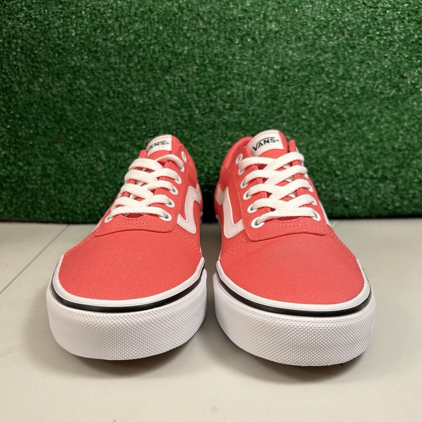 Vans Ward Womens 10 Pink White Shoes Sneakers Canvas Skateboarding Casual NEW