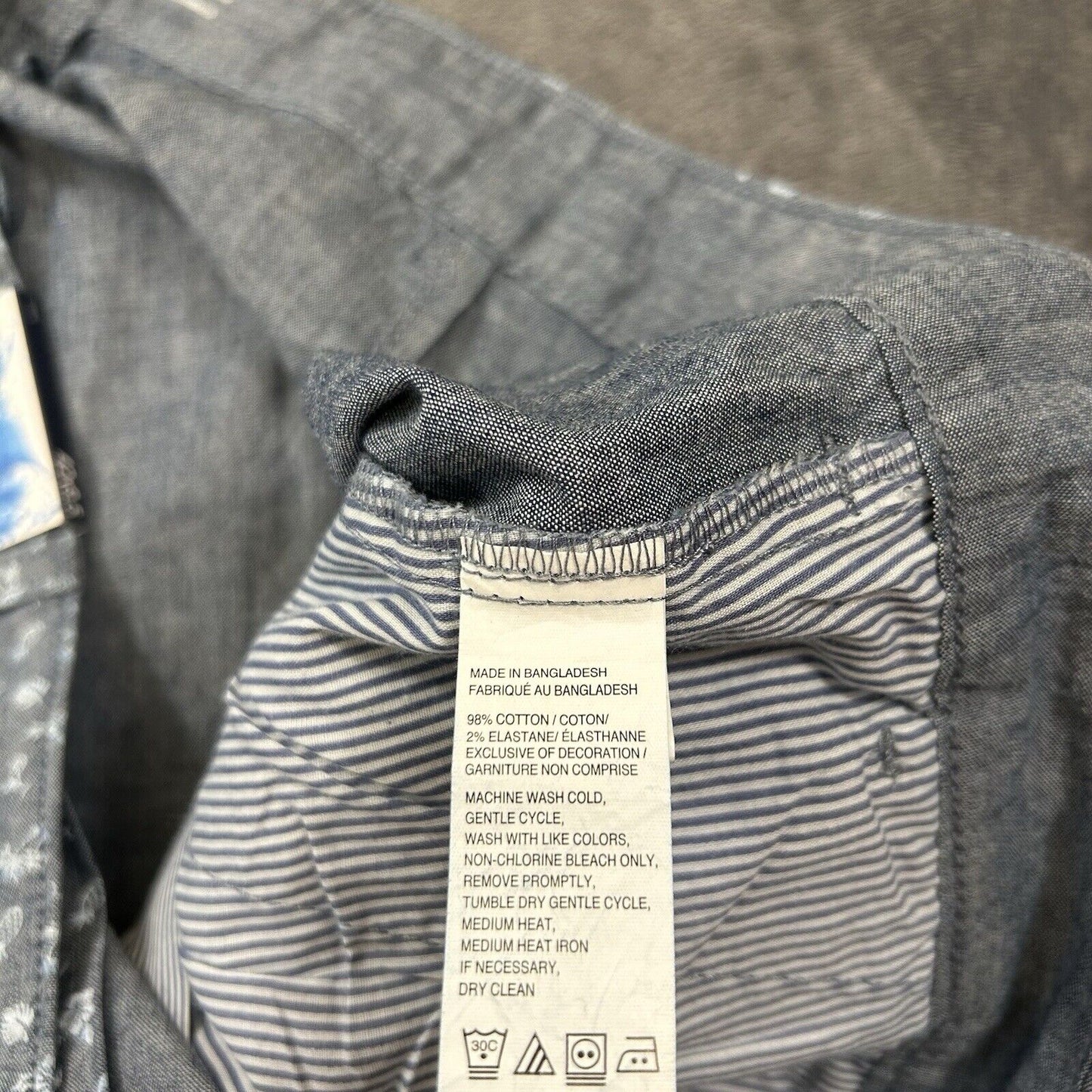 Izod Saltwater Shorts Men 42" Blue Dockside Classic Fit Pineapples Palm Tree NEW