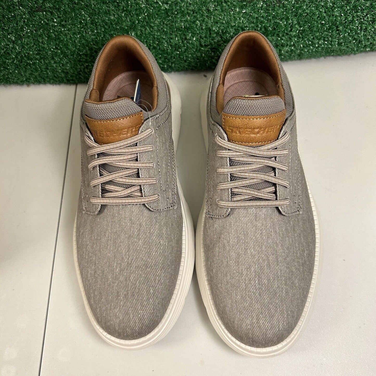 Skechers Garza Romano Mens 8 Light Brown Shoes Sneaker Athletic Comfort NEW