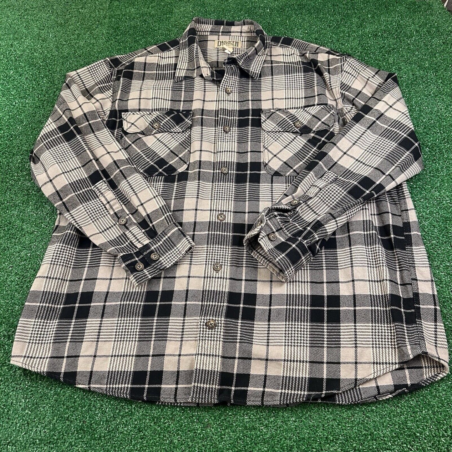 Duluth Trading Shacket Mens XXL 2XL Black Gray Plaid Button Up Outdoor Shirt