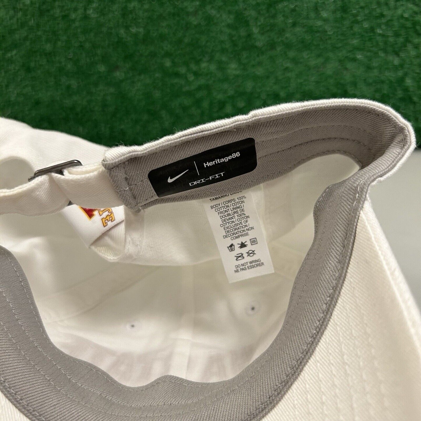 Nike Iowa State Cyclones Baseball Hat Cap Mens Strapback White Heritage86 Drifit