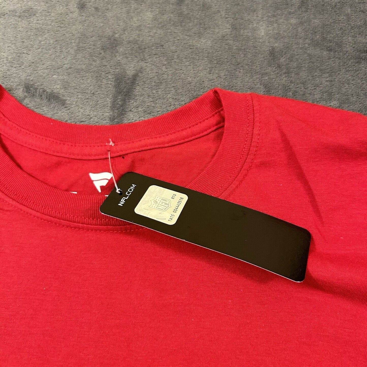 Tampa Bay Buccaneers Shirt LOT Mens Medium Gray Red Short Sleeve NFL Brady NEW