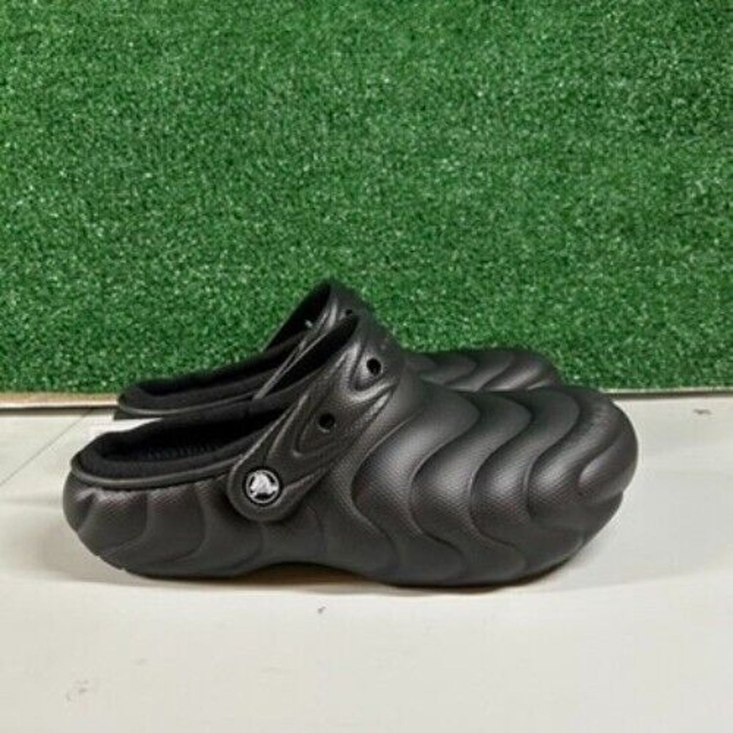 Crocs Classic Lined Overpuff Clogs Comfort Slip On Casual Black Mens 8 New