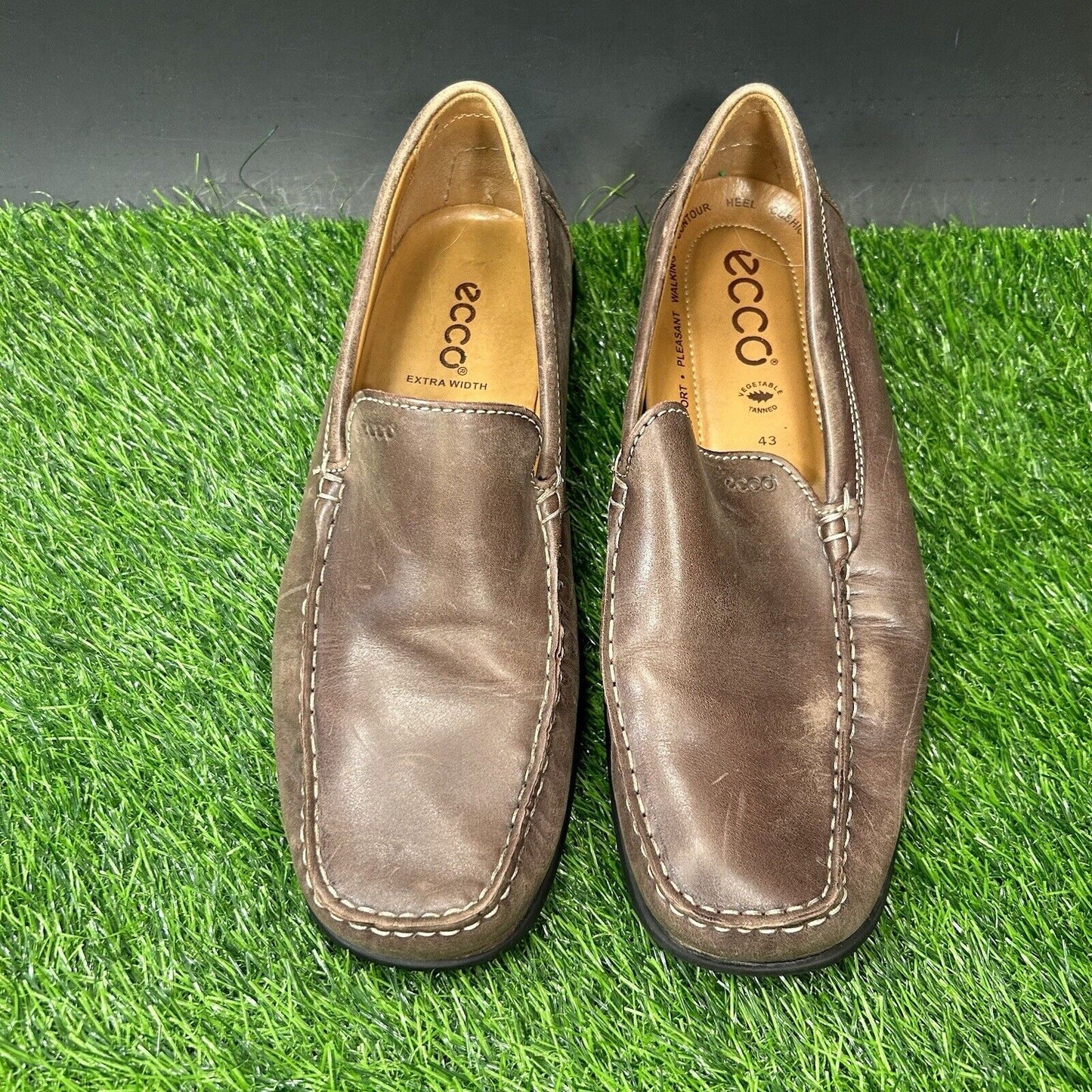 ECCO Loafer Mens 9 Brown Shoes Leather Slip On Casual Driving Comfort Square Toe