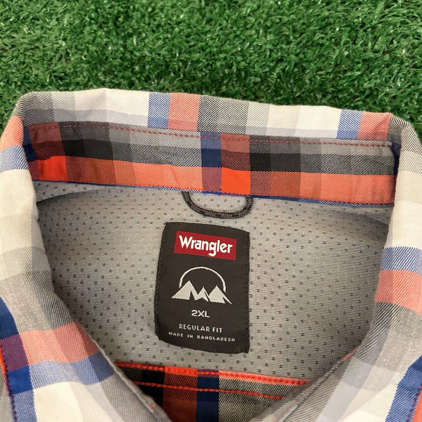 Wrangler Shirt Mens XXL 2XL Blue Red Gray Button Up Short Sleeve Flap Pockets