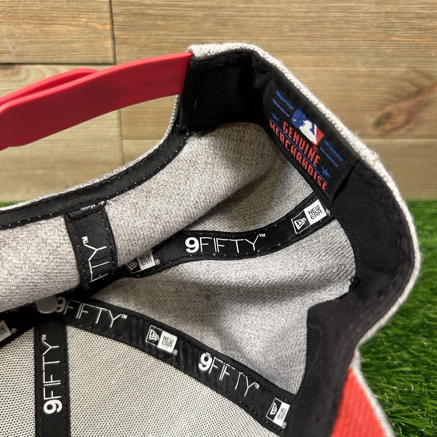 Chicago Cubs Hat Cap Mens Gray Red Snapback New Era MLB Baseball Logo Wool