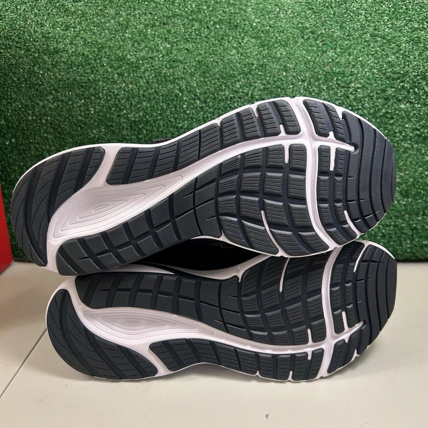 New Balance 460v3 Mens 11.5 4E Navy White Shoes Sneakers Athletic Walking NEW