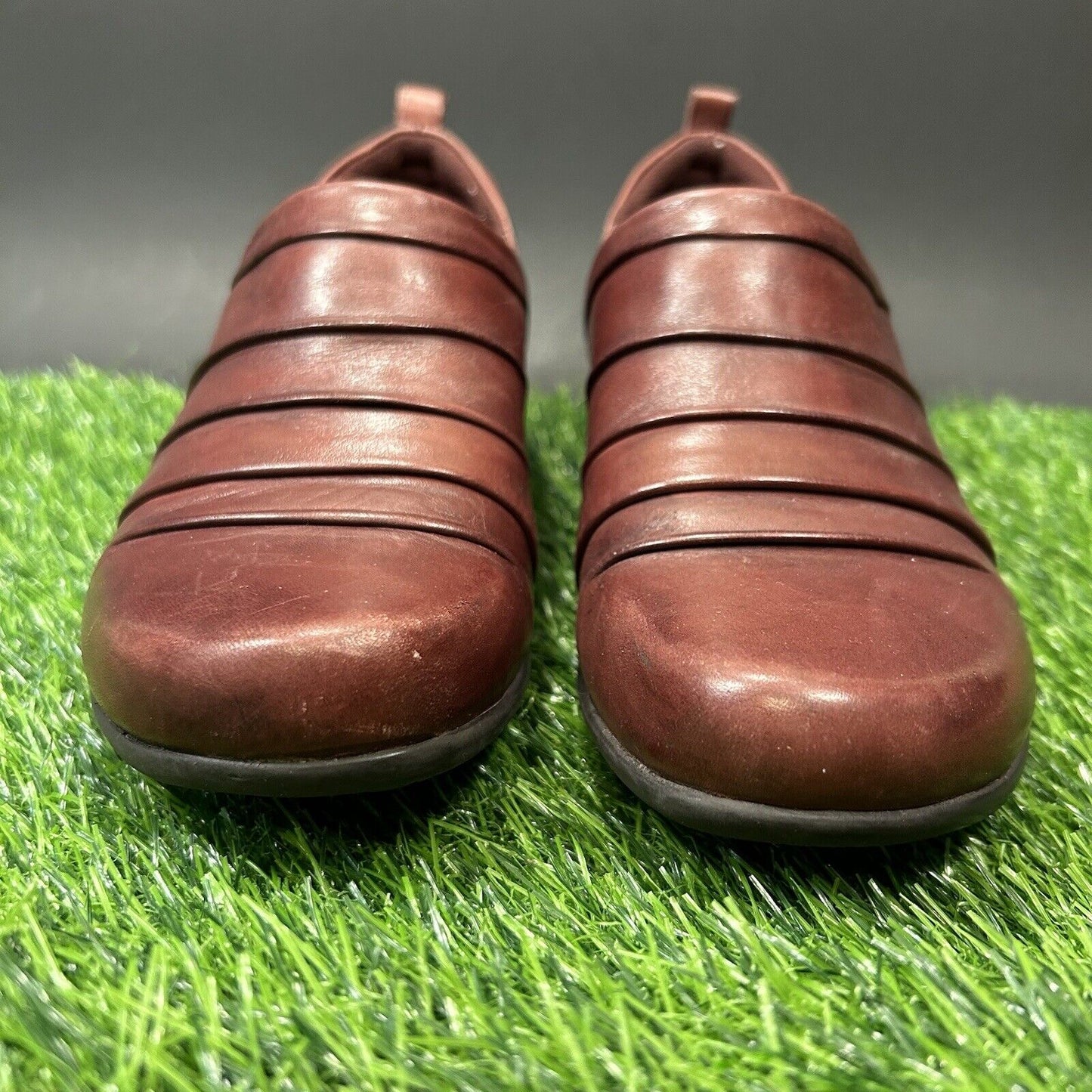 Earth Emily Cove Shoes Womens 7 B Red Clogs Mules Leather Slip On Casual Walking