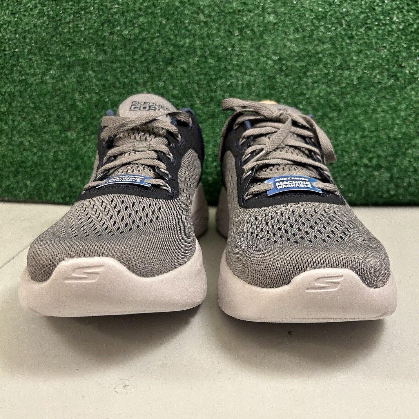 Skechers Go Run Lite Mens 9.5 Gray Navy Shoes Sneaker Athletic Comfort NEW